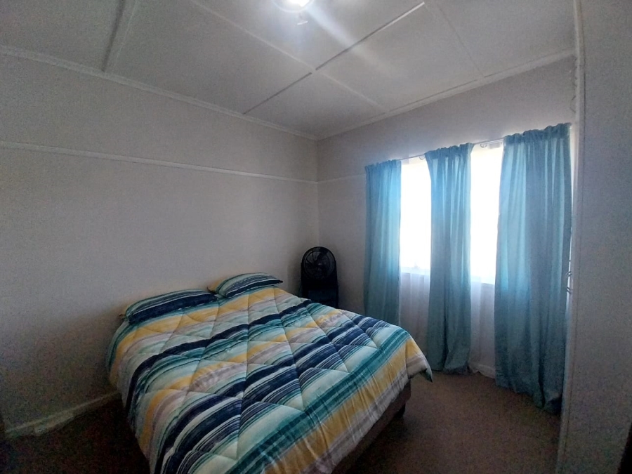 4 Bedroom Property for Sale in Rouxpark Western Cape